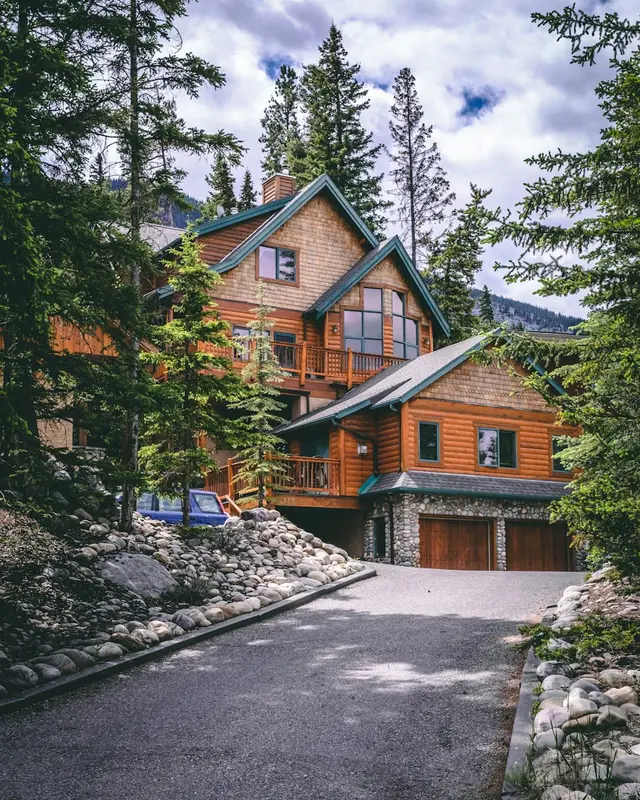 Towneast.Homes Premium Domain